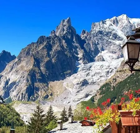 Апартаменты La Maison Des Guides - Trilocale A 500 Mt Dalle Piste Di Dolonne