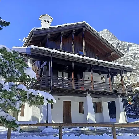La Maison Des Guides - Trilocale A 500 Mt Dalle Piste Di Dolonne Apartamento