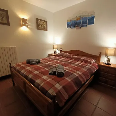 La Maison Des Guides - Trilocale A 500 Mt Dalle Piste Di Dolonne Курмайор