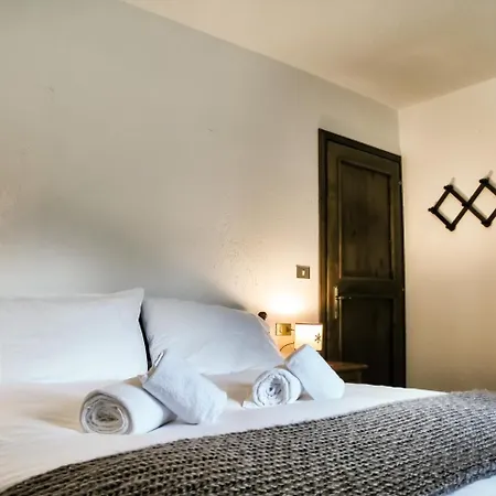 Apartment La Maison Des Guides - Trilocale A 500 Mt Dalle Piste Di Dolonne Courmayeur